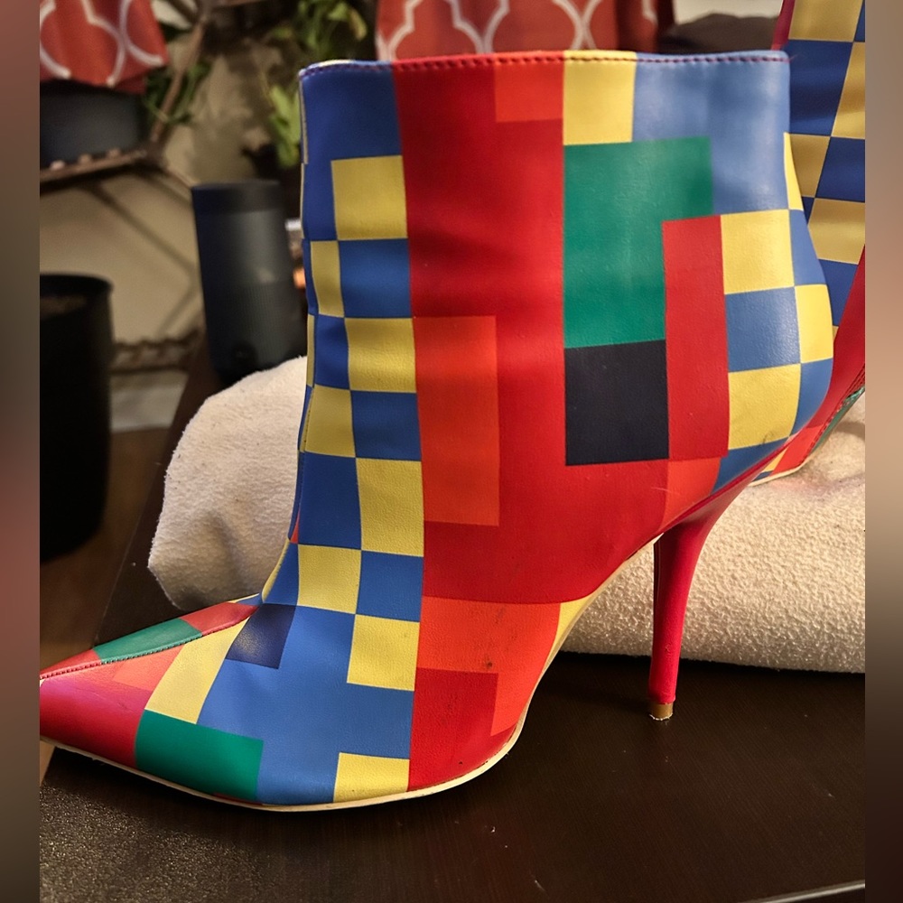 MackinJ ankle bootie. Colorful patch work